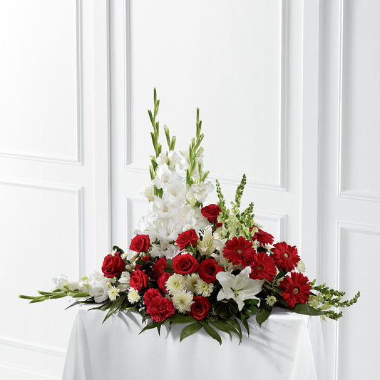 Composition cramoisie et blanche